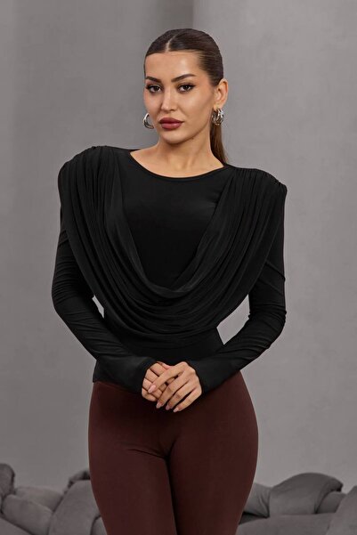 Butik Beyza بلوزة ديجاجي ذات ياقة مطوية