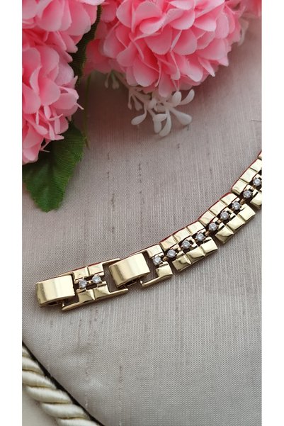 DİAVENTA TAKI VE AKSESUAR Xuping Vip Rectangular Three Stone Row Model Tarnish Free Gold Steel Bracelet 18+2cm