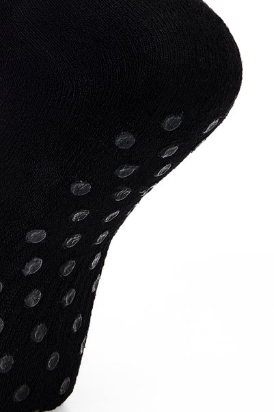 MGC Spor Stitch-Free Toe Silicone Non-Slip Sole Sports Socks–(Football, Basketball, Tennis, Yoga, Plates)