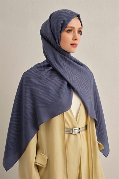 Armine شال بامورا - منقوشة بنقشة الحمار الوحشي 1 - أزرق داكن 26