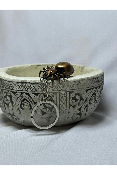 anahtarlık evreni سلسلة مفاتيح معدنية بلون برونزي على شكل عنكبوت 🕷️ 🕸️