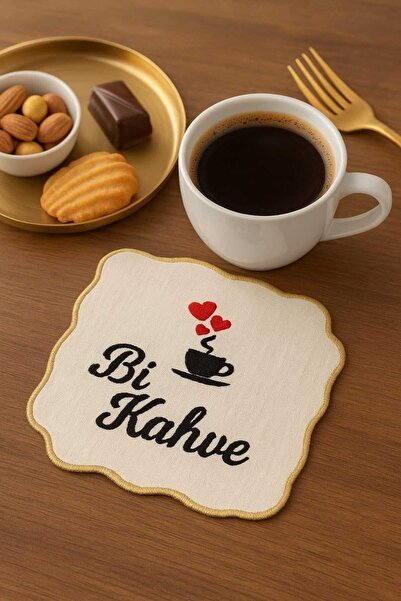 HİFA HOME bi kahve yazılı 6 lı sunum peçetesi