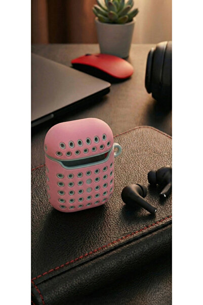 bbtech حافظة رياضية مثقبة متوافقة مع AirPods 1-2، حافظة AirPods 1. الجيل الثا...