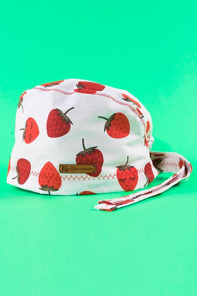 Best Bone Strawberry Patterned Surgical Bonnet