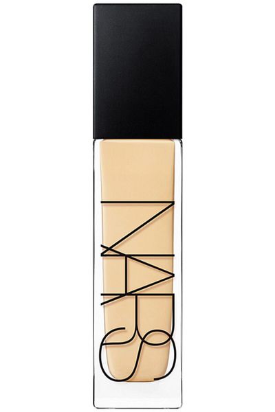 Nars Gobi - Natural Brilliant Lngwear Foundation