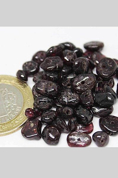 Yasamtohumu Perforated Garnet (garnet) Stone Mini Size 50 Pieces