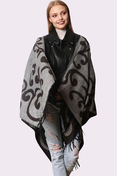 Forum Fashion Keel Patterned Jacquard Poncho