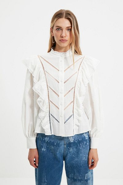 Trendyol Collection Gewebtes Hemd Ecru mit Accessoires - TPRAW22GO1089