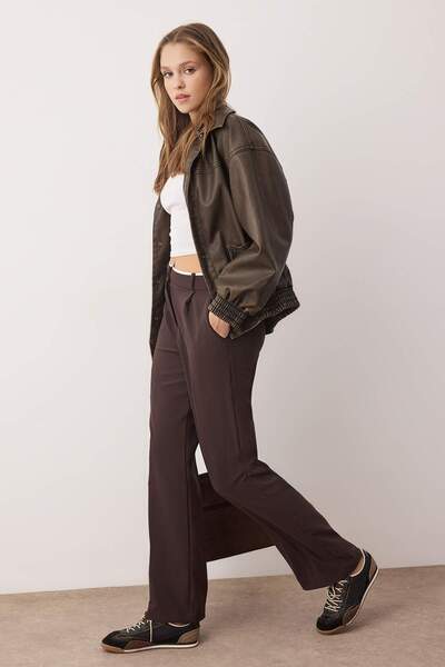 Trendyol Collection Dark Brown Belt Detailed Wide Leg/Flared Woven Trousers Twoaw24Pl00341
