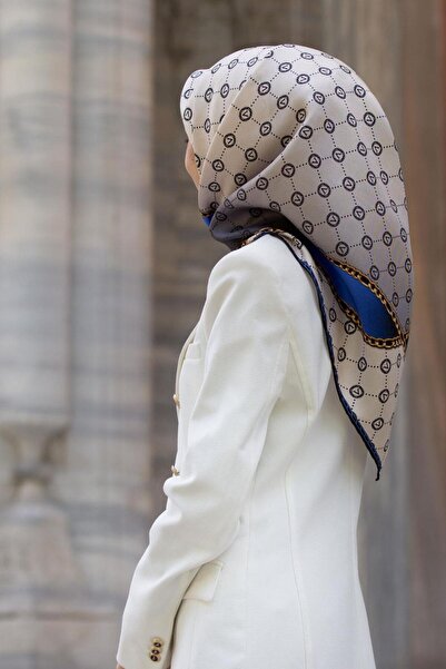 Vissona سلسلة حريرية من نسيج التويل 100% ونمط حرف واحد فقط باللون الأزرق الدا...