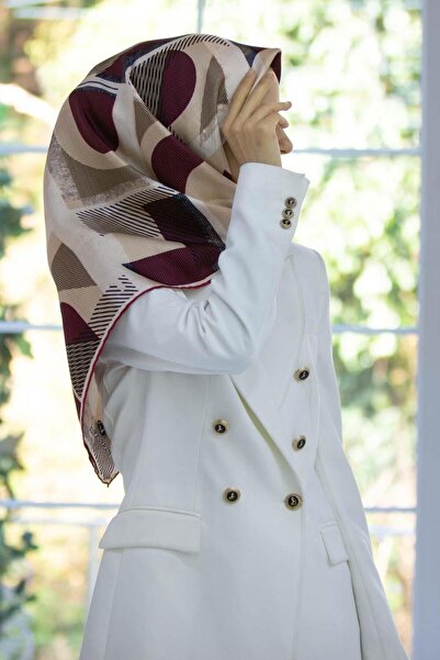 Vissona 100% mătase twill cu model geometric Burgundy - culoare crem 90x90 eș...