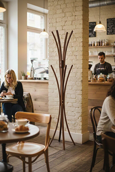 VİLİNZE Vesti Ahşap Ayaklı Kestane Portmanto Elbise Askılığı