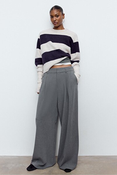 Stradivarius Basic yumuşak örgü kazak