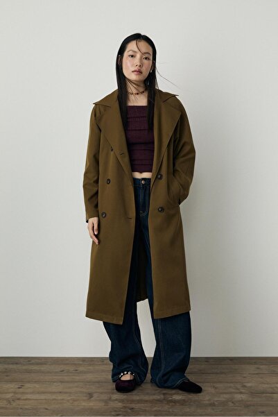 Stradivarius Dökümlü, uzun, oversize trençkot