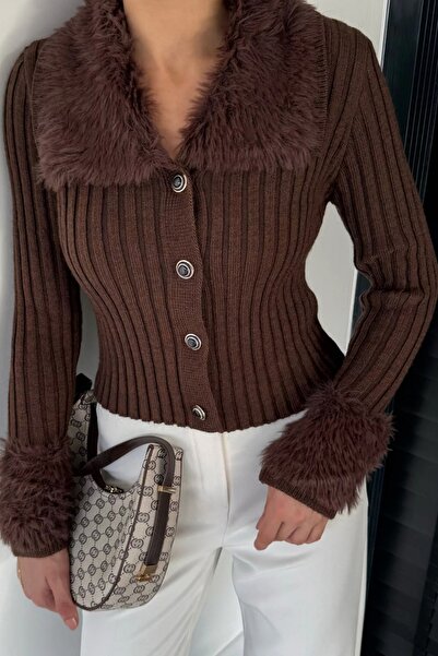 Safgiyim44 سترة نسائية من التريكو المخملي على شكل ياقة وأكمام