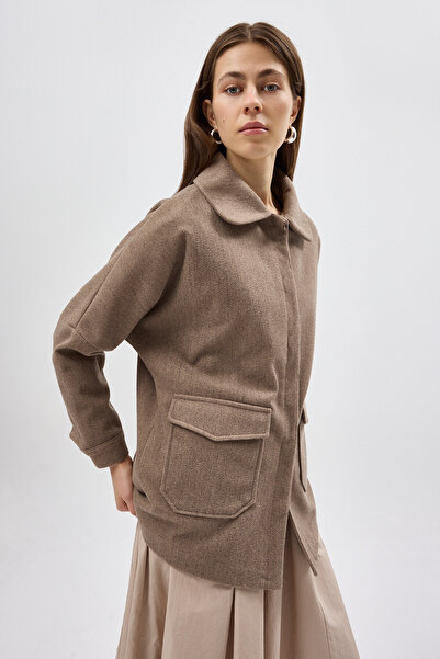 Rays Palton Camel pentru femei cu buzunar mare și guler lat 3102A