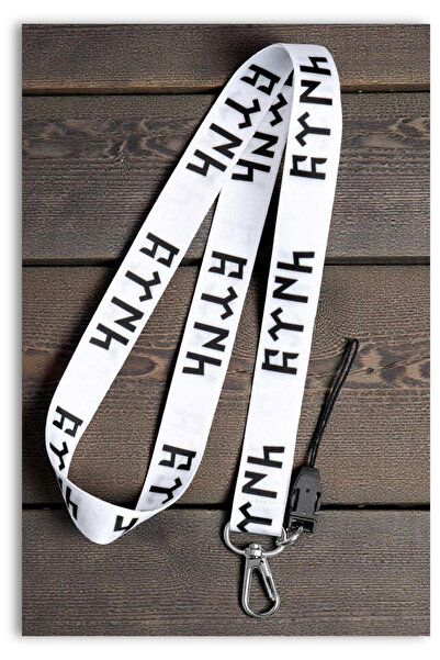 Mia Aurora حزام تعليق للرقبة على شكل حروف أبجدية تركية منقوشة باللون الأبيض م...