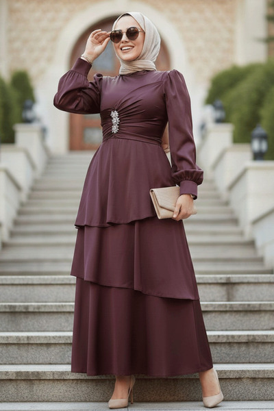 N.S NEVA STYLE فستان سهرة بتنورة متعددة الطبقات باللون البني الداكن 62291KKH