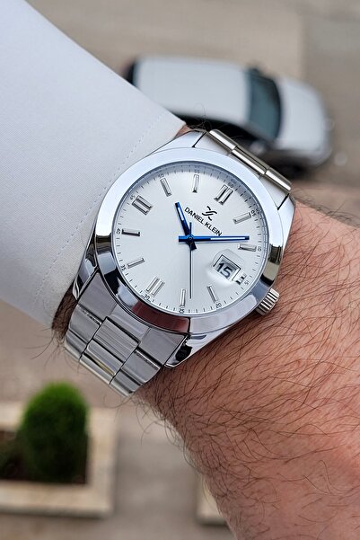 Daniel Klein Silver Renk 24 Ay Garantili 5 ATM 42 mm Erkek Kol Saati