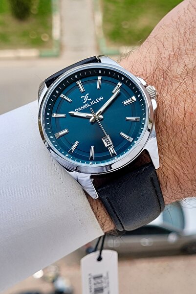 Daniel Klein Mavi Siyah Renk 42 mm Takvimli Erkek Kol Saati