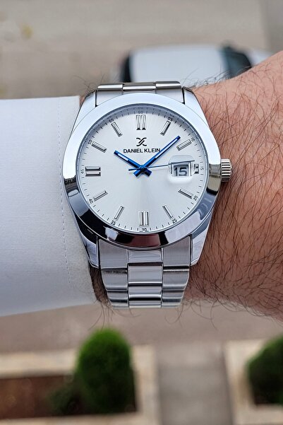 Daniel Klein Metalik Renk 2 Yıl Garantili 5 ATM 42 mm Erkek Kol Saati