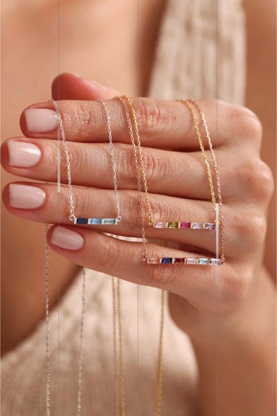 Lunea Co Kişiye Özel Aile Doğum Taşı Bar Kolye, 14K Altın Kaplama 925 Ayar Kolye