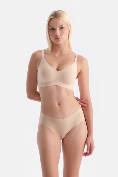 Clothes Box # seamless Seamless Invisible Bra Without Underwire F.K