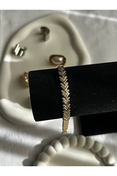 Peline Aksesuar Gold üçgen taş detay bileklik