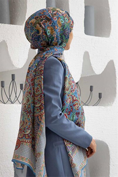 Vissona 100% حرير إيترو منقوش باللون الأزرق الفاتح - شال أخضر زمردي