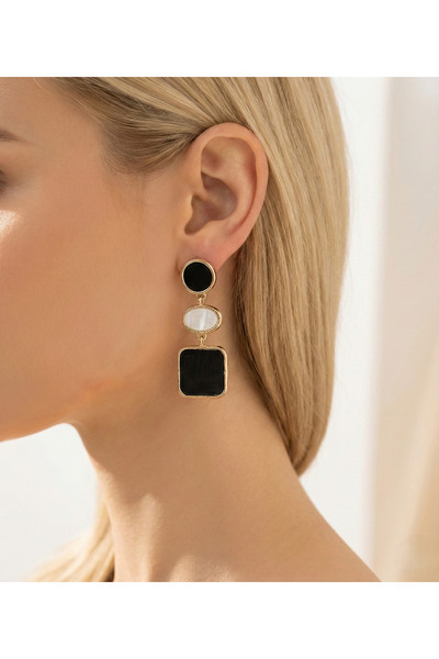 Candy Akrilik Taşlı Sallantılı Küpe