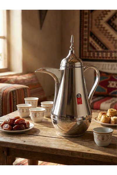 SQUALO دلة قهوة سعودية 1 لتر – تصميم فضي – خارج بلاستيك وداخل زجاجي