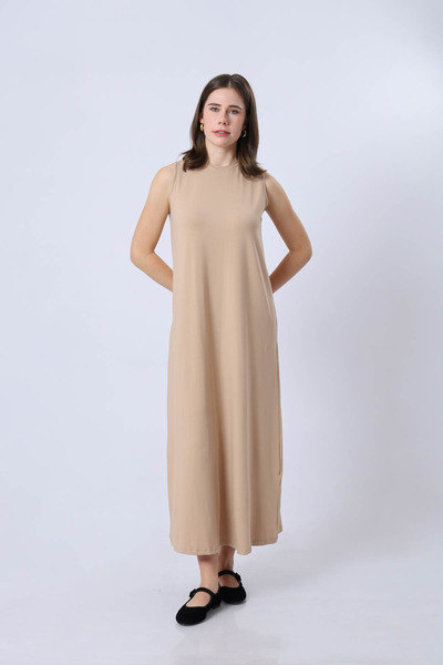 the basics فستان داخلي بدون أكمام من القطن برقبة دائرية قماش قابل للتمدد