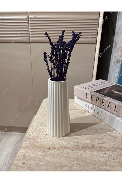 Decorative striped vase with varnish-Flowers included