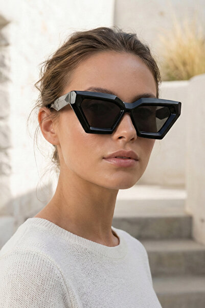 Kapin Yoin Geometric Cateye Thick Bone Sunglasses - Black