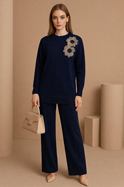 semela SET DE TRICOTAJ CU FLORI DE TUL ALBASTRU ÎNCHIS