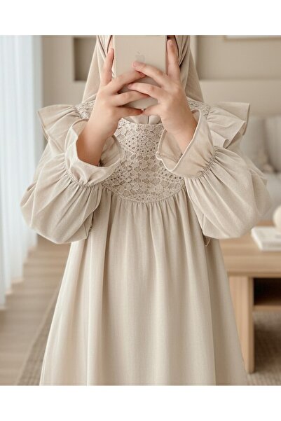 HİJABAYA Omuz Fırfırlı Robası Dantel İşlemeli Poplin Tunik