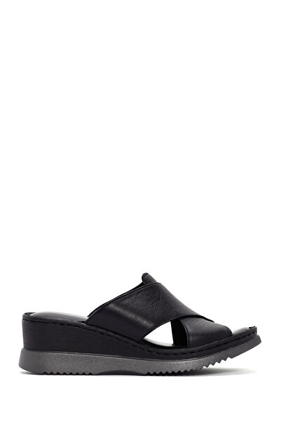 Derimod Γυναικείες άνετες δερμάτινες παντόφλες με μαύρη χοντρή σόλα 25SFD320118