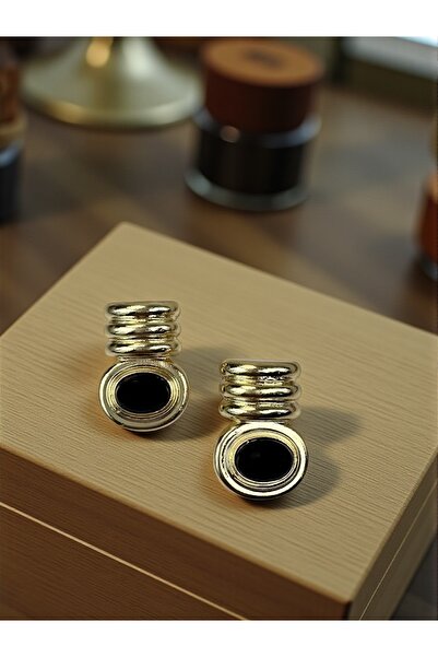 Bo Takı ve Aksesuar أقراط عتيقة باللون الأسود