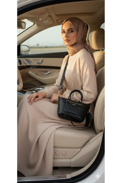 Çanta Trend حقيبة كتف ميجا بولو كلوب أوف كولورز من الجلد الصناعي الناعم متعددة الأقسام