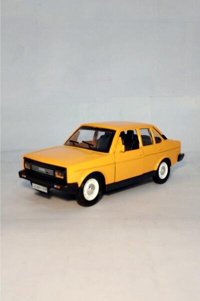 Ofisle سيارة معدنية قابلة للسحب والتحرير طراز مورات 131 - لون أصفر