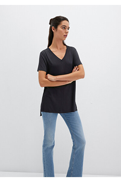 Mavi V Yaka Siyah Basic Viskoz Tişört Loose Fit / Bol Rahat Kesim 166775-900