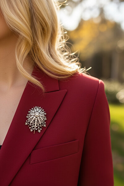 FUYA JEWELLERY Kutup Yıldızı Broş