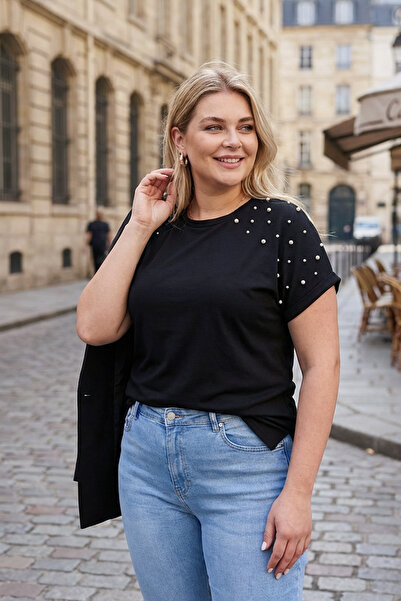 uniq store تي شيرت أساسي بأكمام قصيرة وياقة دائرية مقاس كبير مع فتحات جانبية مطرزة RFT-03