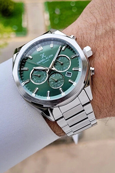 Daniel Klein Men's Wristwatch Dkiste1842 with Green Dial, Silver Color Band and Active Internal Indicators