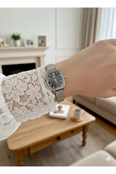 PW POLO WHITE ساعة اليد النسائية