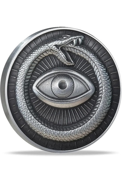 Choice عملة حظ رمادية فاتحة اللون عليها صورة الشمس والقمر والعين التي ترى كل ...