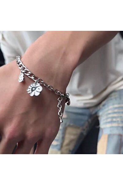 Choice مقاس واحد كما هو موضح. مشاهير جدد يظهرون لأول مرة بنفس ملحقات الأساور،...