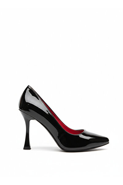 lupi kadın siyah rugan parlak tabanı kırmızı içi kırmızı abiye stiletto ortopedik