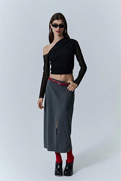 MU&ME BOUTİQUE Bluz Düşük Omuz Tül Detayli