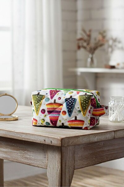 Uretti - حقيبة مكياج / منظم منقوشة بنمط شجرة شتوية من بيتك 7523 4707 - 20 سم ...